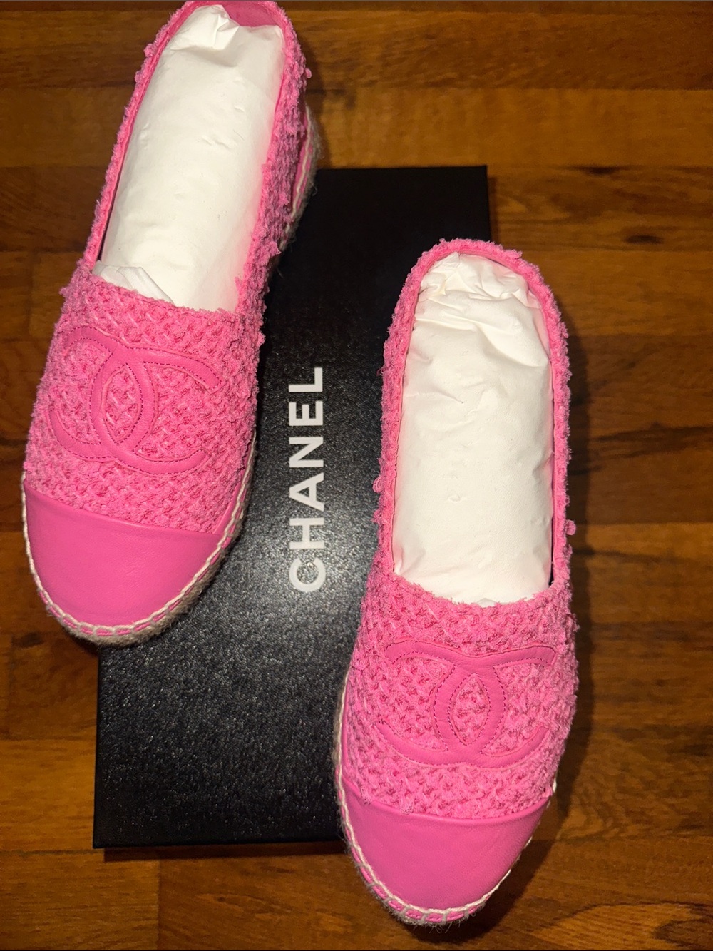 NWT Chanel Pink 2024 Interlocking CC Logo Espadrilles